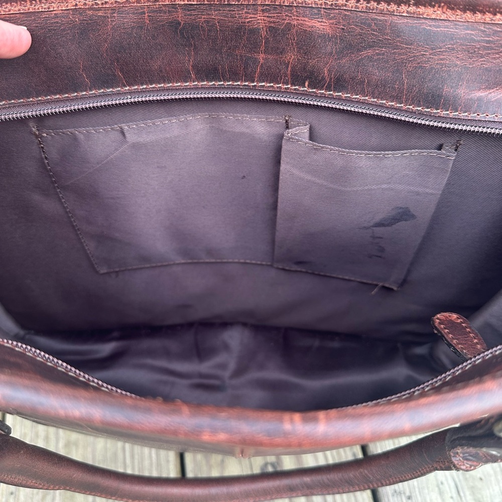 🌻LAST ONE! TOOLED LEATHER COWHIDE SUNFLOWER LAPTOP BAG PURSE w/ BELT STRAP🌻 - Picture 9 of 12